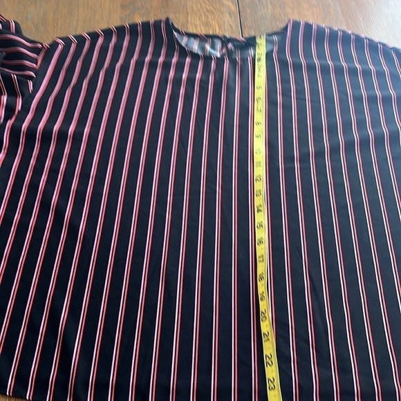 Worthington Women’s Blouse Flutter Sleeves Relax Fit Black Pink Stripes Size 0X - Picture 8 of 13